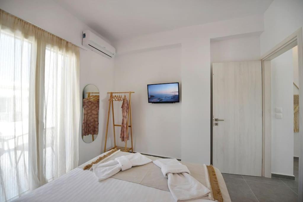 אדאמאס Kryni Deluxe Houses מראה חיצוני תמונה