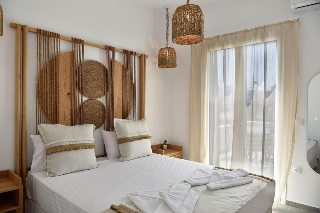 אדאמאס Kryni Deluxe Houses מראה חיצוני תמונה