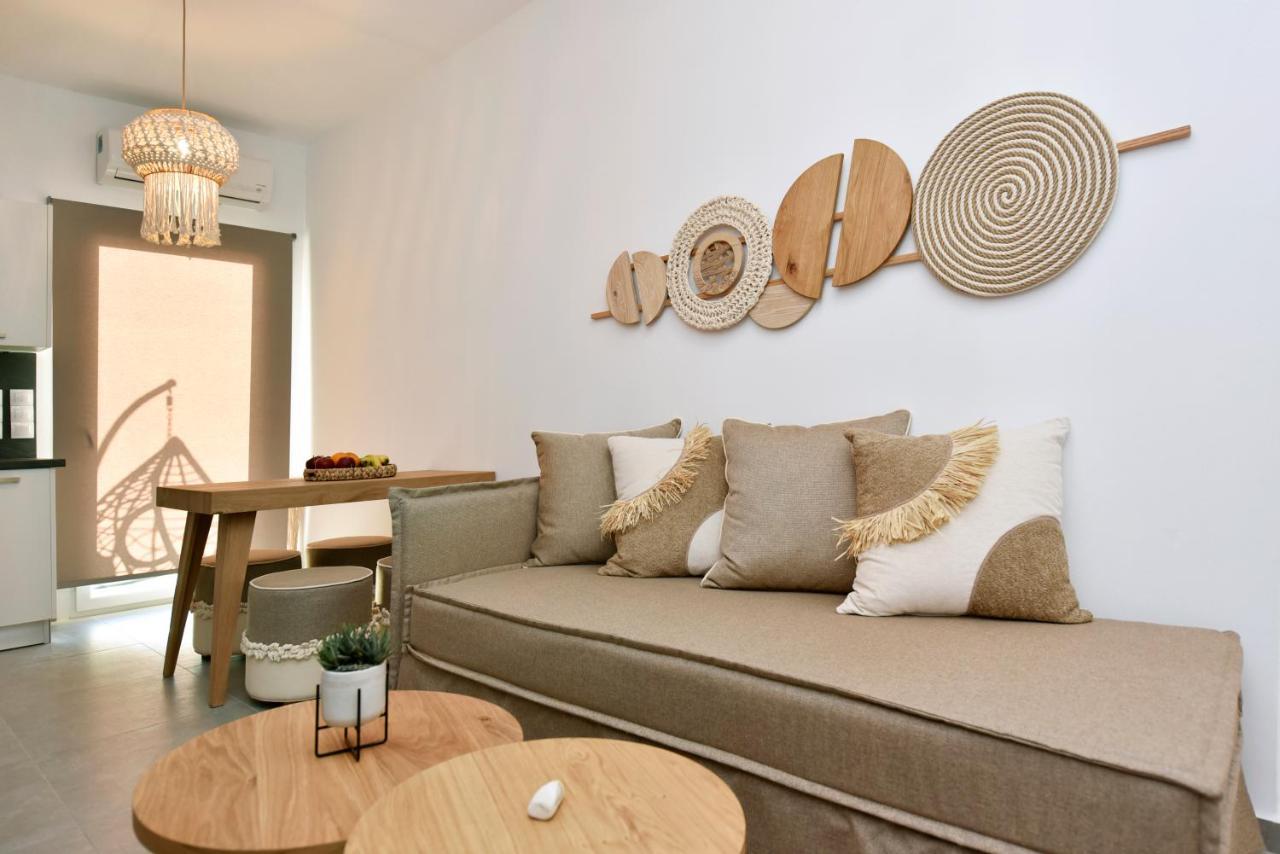 אדאמאס Kryni Deluxe Houses מראה חיצוני תמונה